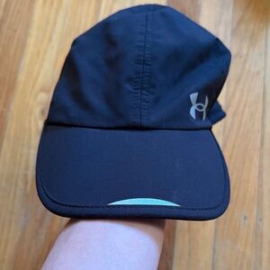 Under Armour Men’s Black Swim/Active Cap with Reflective Detail